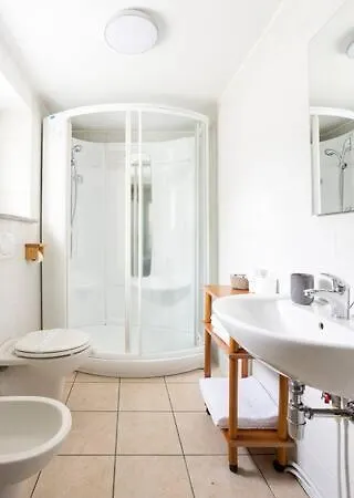 Fontaine Bleue Otel Orta San Giulio